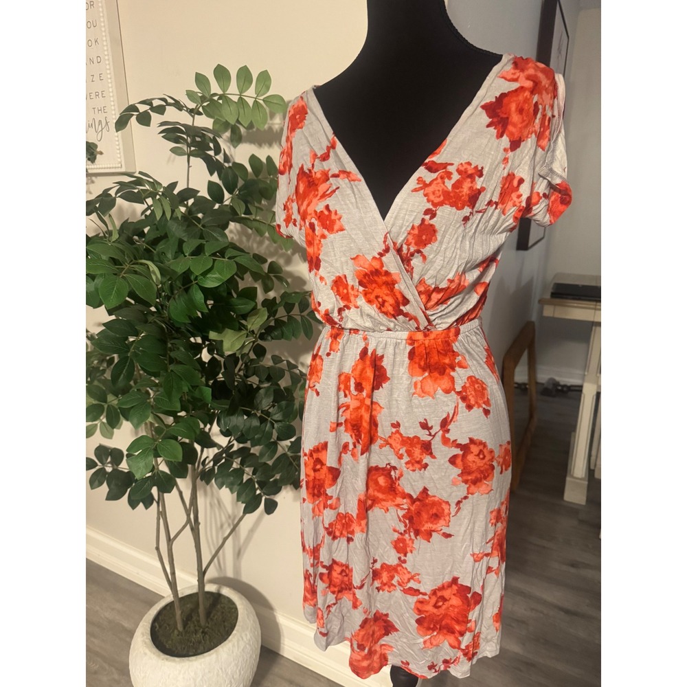 One Clothing Floral Faux Wrap Dress light blue Orange Red Rayon Short Sleeve S